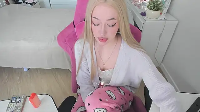 saadnesstyan online show from 10-29-25, 07:40