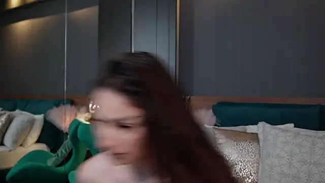 Snapshot of EmilyTrix chatting on 05-08-26, 05:17 EmilyTrix online show from 05-08-26, 05:17