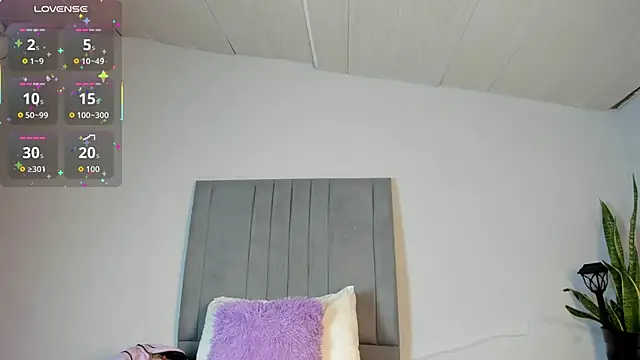 Sophia Ebony online show from 11-04-25, 12:42