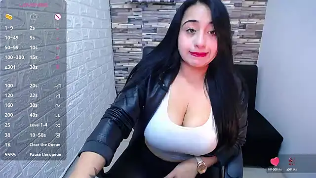 isabelsaenzxx online show from 10-08-25, 12:50