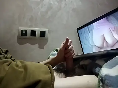 Mandy1212 online show from 12-16-25, 10:47