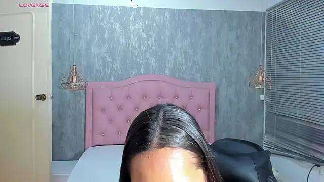 lissa jhonsoon online show from 04-02-26, 02:41