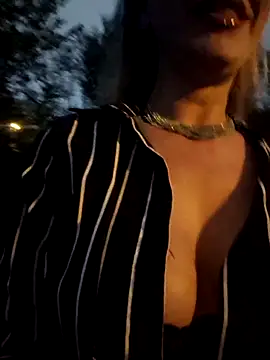 CelynaRoss online show from 05-31-26, 01:44