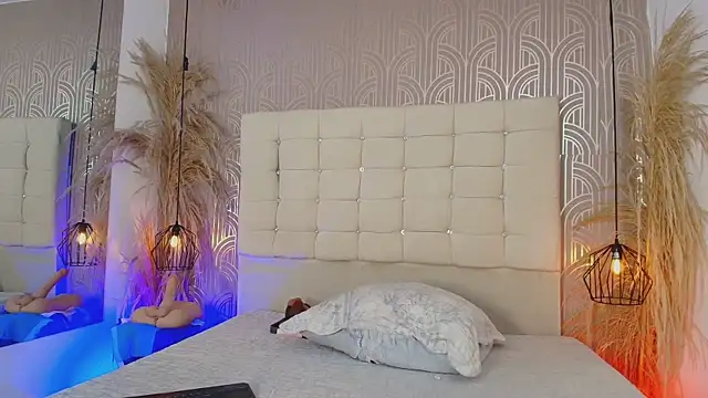 LexieBloom online show from 02-20-26, 03:47