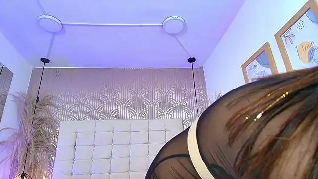 LexieBloom online show from 04-02-26, 03:57