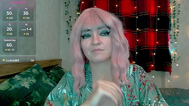 MagicPink online show from 12-15-25, 12:22