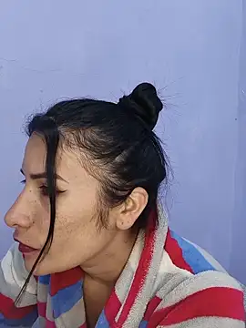 Snapshot of karinnahotdirty chatting on 05-22-26, 10:52 karinnahotdirty online show from 05-22-26, 10:52