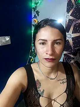 Snapshot of karinnahotdirty chatting on 04-24-26, 08:55 karinnahotdirty online show from 04-24-26, 08:55