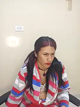 karinnahotdirty online show from 11-11-25, 08:47