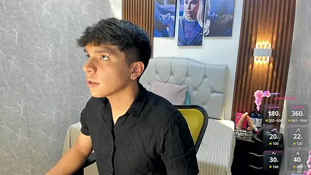 Thiago Kozak online show from 12-18-25, 08:34