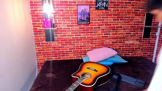 Snapshot of Thiago_Kozak chatting on 06-06-26, 01:38 Thiago Kozak online show from 06-06-26, 01:38