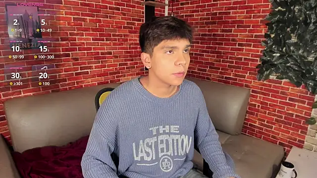 Snapshot of Thiago_Kozak chatting on 05-19-26, 01:07 Thiago Kozak online show from 05-19-26, 01:07