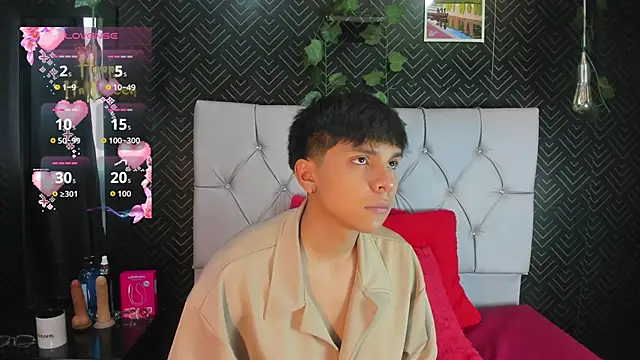 Thiago Kozak online show from 10-17-25, 12:29