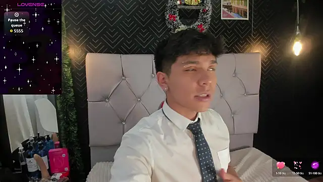 Thiago Kozak online show from 12-19-25, 01:13