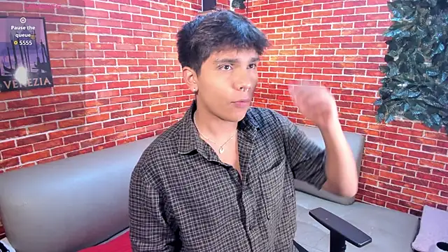 Snapshot of Thiago_Kozak chatting on 04-29-26, 01:26 Thiago Kozak online show from 04-29-26, 01:26