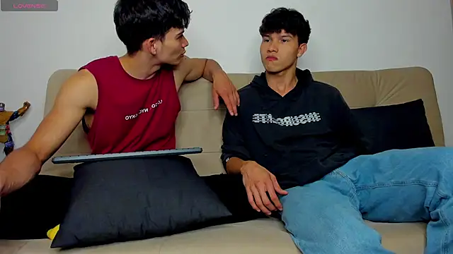 2Amateur Guys online show from 12-15-25, 12:16