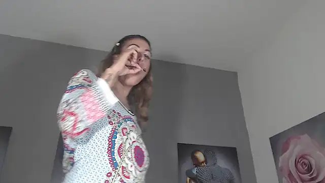 AntonellaBlanc online show from 06-11-26, 05:48