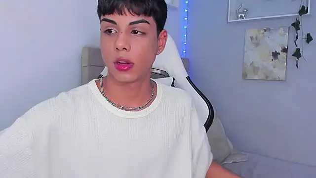Thomas wil online show from 10-15-25, 06:11