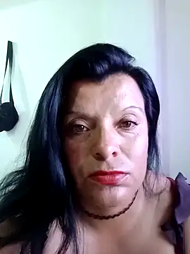 Snapshot of Hanna_Kieran chatting on 10-02-25, 06:00 Hanna Kieran online show from 10-02-25, 06:00