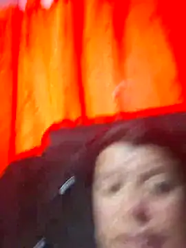 Hanna Kieran online show from 11-30-25, 11:00