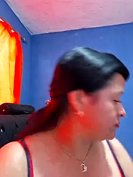 Hanna Kieran online show from 11-21-25, 07:24