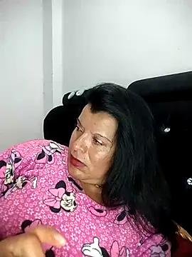 Snapshot of Hanna_Kieran chatting on 09-09-25, 02:43 Hanna Kieran online show from 09-09-25, 02:43