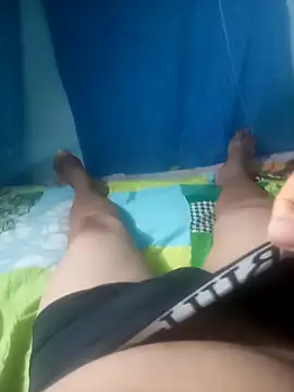 cora08 online show from 10-31-25, 09:32