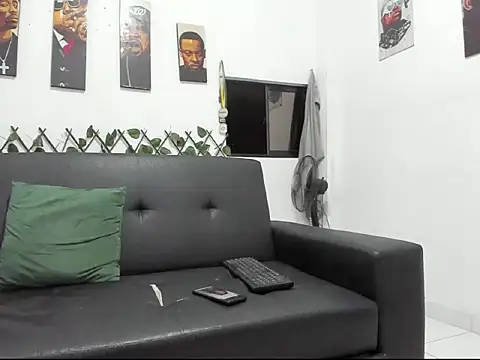 Latins Boss online show from 04-24-26, 06:15