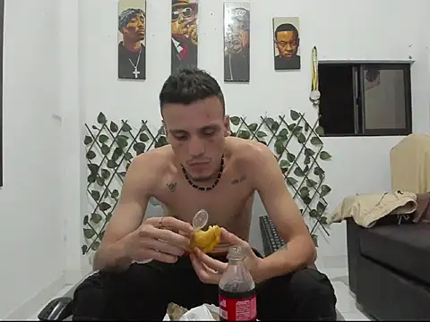 Latins Boss online show from 04-03-26, 12:06