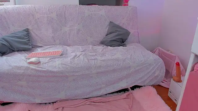 Danesacronin online show from 04-07-26, 08:32