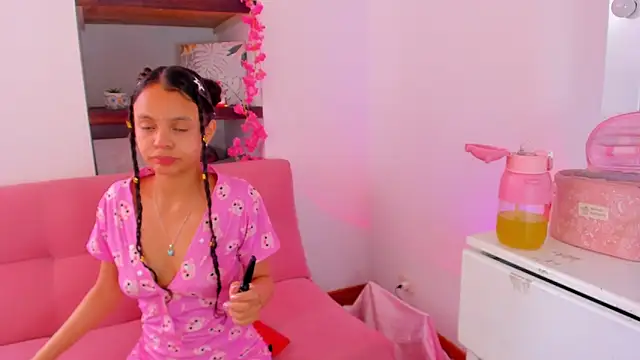 Danesacronin online show from 11-25-25, 08:09