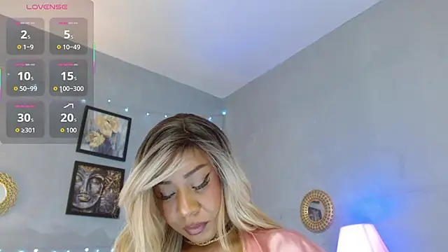 Corinndupontx online show from 10-10-25, 05:08