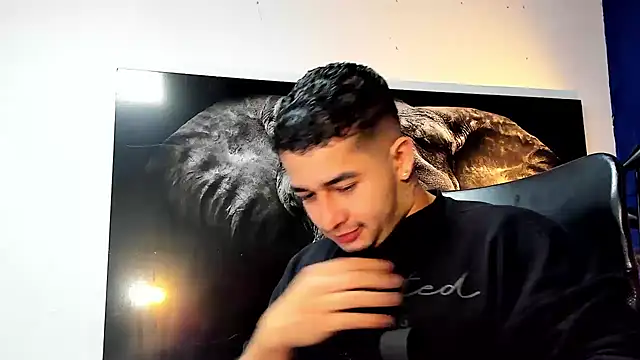 king falconer online show from 11-26-25, 03:17