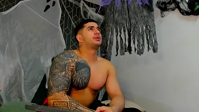 king falconer online show from 10-30-25, 02:43