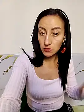 Oriana111 online show from 05-11-26, 03:41