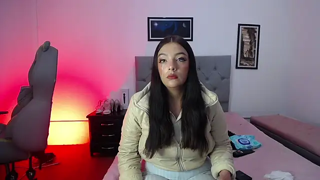 Esmeraldaa- online show from 11-11-25, 04:07