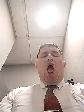 BigCristh79 online show from 11-03-25, 05:27