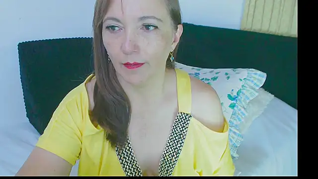 Kendraline1 online show from 03-18-26, 11:37