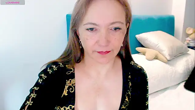 Kendraline1 online show from 05-21-26, 08:28