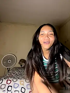 effie castroo online show from 09-27-25, 02:28