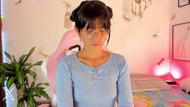 princessluna 19 online show from 05-16-26, 10:42