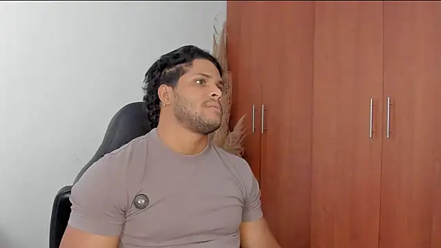 Evansdark1 online show from 04-05-26, 10:16