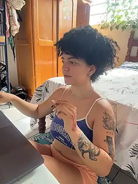 CamillyBlum online show from 11-27-25, 06:08