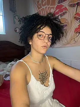 CamillyBlum online show from 01-16-26, 10:03