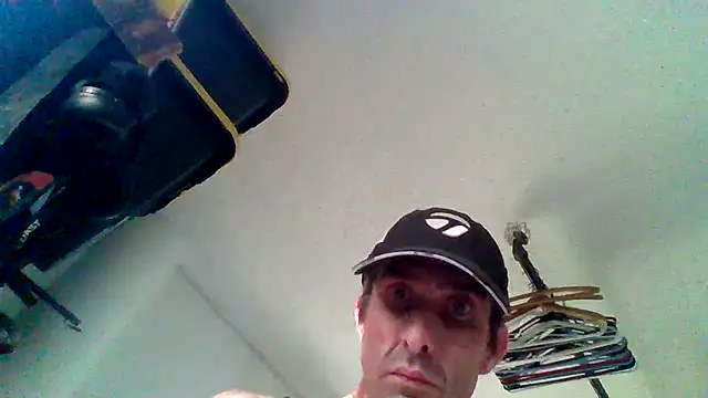 Snapshot of TheFuckmasters chatting on 06-10-26, 02:24 TheFuckmasters online show from 06-10-26, 02:24