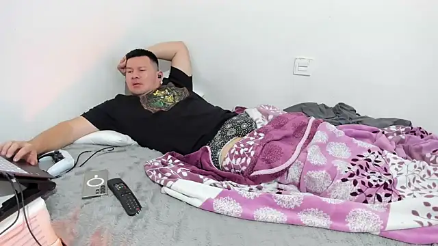 Snapshot of fuckynations chatting on 02-03-26, 06:22 fuckynations online show from 02-03-26, 06:22