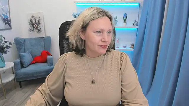 Snapshot of NinaStarle chatting on 05-31-26, 06:09 NinaStarle online show from 05-31-26, 06:09