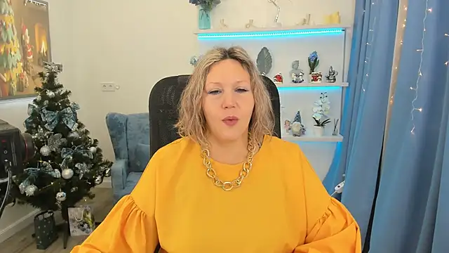 NinaStarle online show from 12-17-25, 04:28