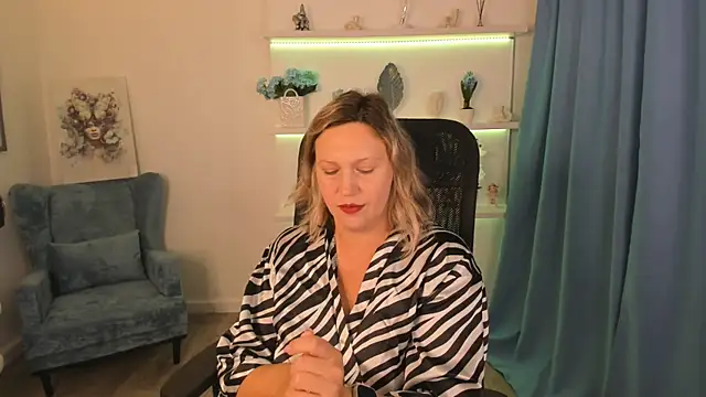 NinaStarle online show from 09-20-25, 05:12