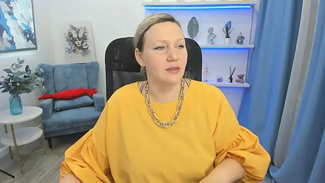 NinaStarle online show from 04-08-26, 04:25